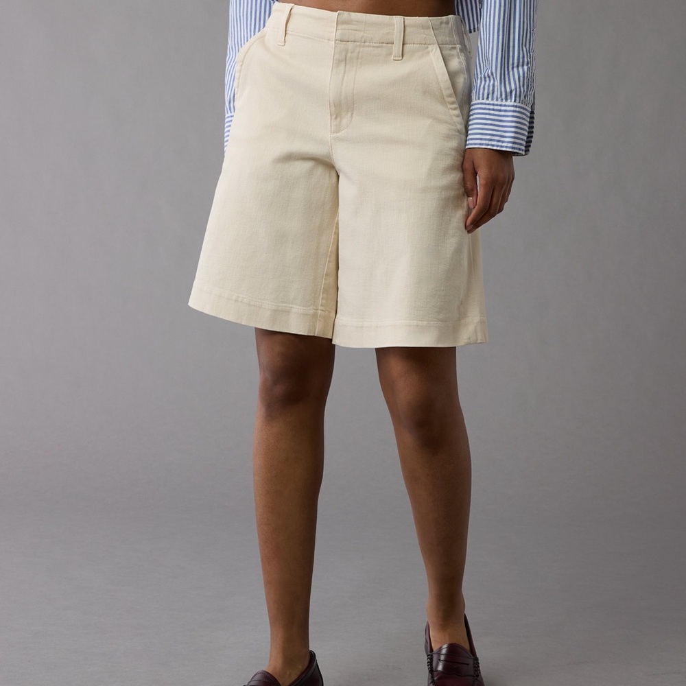 BNWT American Eagle 11” trouser short